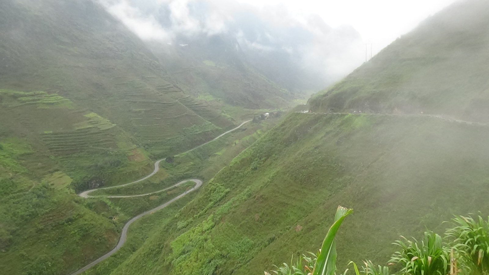 10-Day Ha Giang Loop & Hoang Su Phi Cycling Adventure